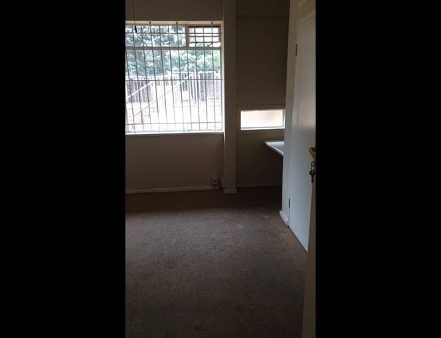 1 bed property to rent in SAVOY ESTATE